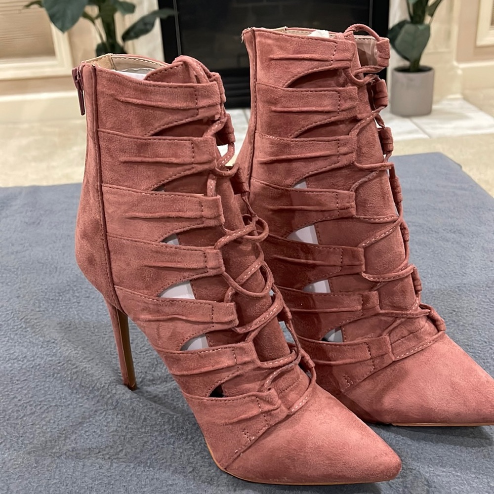 Blush Bootie Never worn size 9 from Miss Lola